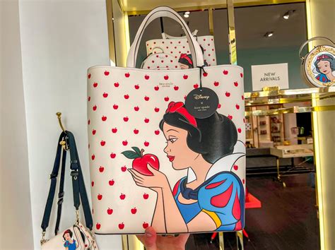 gucci snow white bag